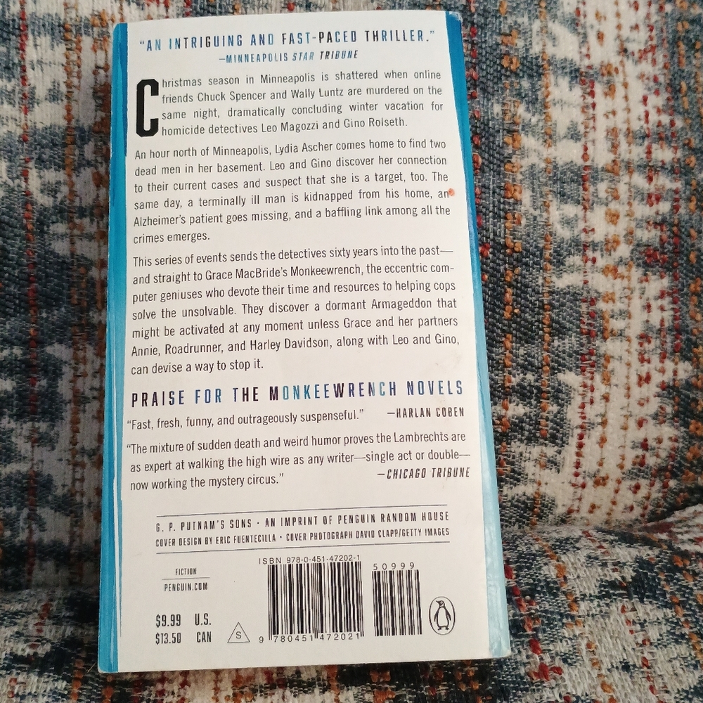 2/$5 The Sixth Idea - Paperback Book 📚 - Picture 3 of 4